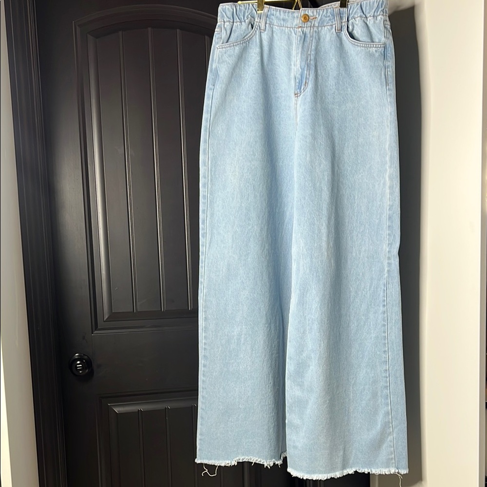 Blue Flare Wide-Leg Jeans with Raw Hem